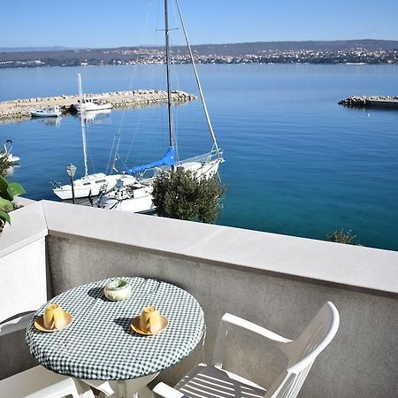 Apartments Blue Dream Malinska Esterno foto