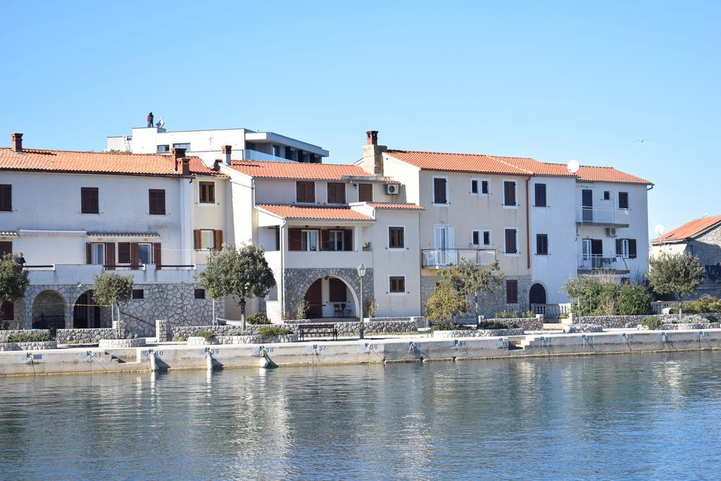 Apartments Blue Dream Malinska Esterno foto